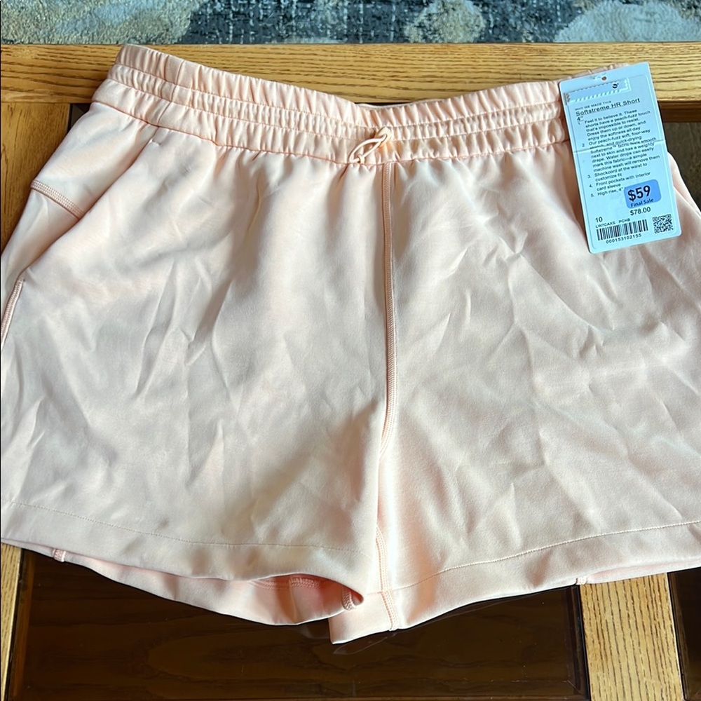 Lululemon softstreme HR shorts